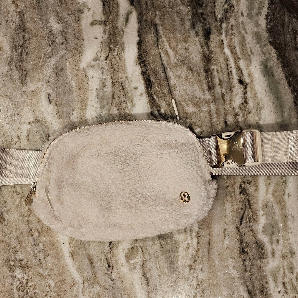 Lululemon Belt Bag